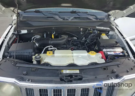 2012 Jeep Liberty Jet z USA, uszkodzony, nr VIN 1C4PJMFK4CW186736